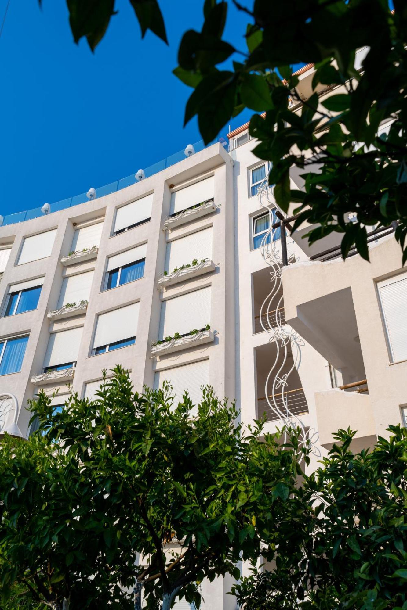 Bougainville Bay Apartments Саранда Экстерьер фото